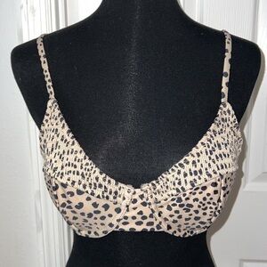 Animal print swim top with underwire, tan & black. Supportive XL